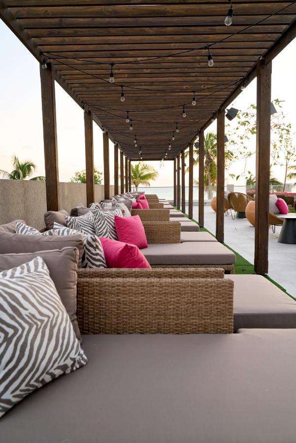 O2 Beach Club & Spa All Inclusive By Ocean Hotels Крайст-Черч Экстерьер фото